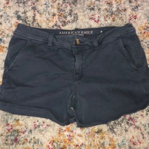 American eagle navy cargo style shorts